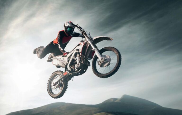 Dream about Dirt Bike: 11 Symbolic Meanings Unveiled